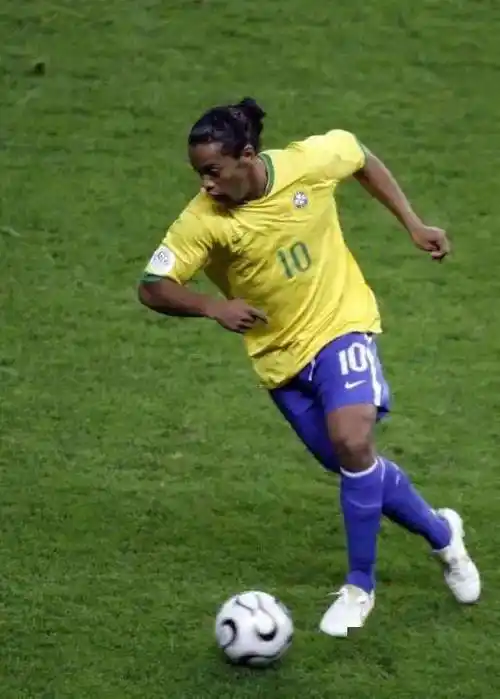 他对于待在 他对于待在